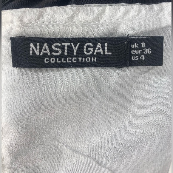 Nasty Gal Polka Dot Square Neck Crop Top with Bow - Picture 4 of 5